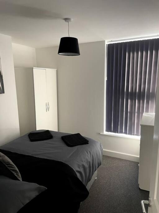 #6Bs 1 Bed Serviced Apartment Дерби Экстерьер фото