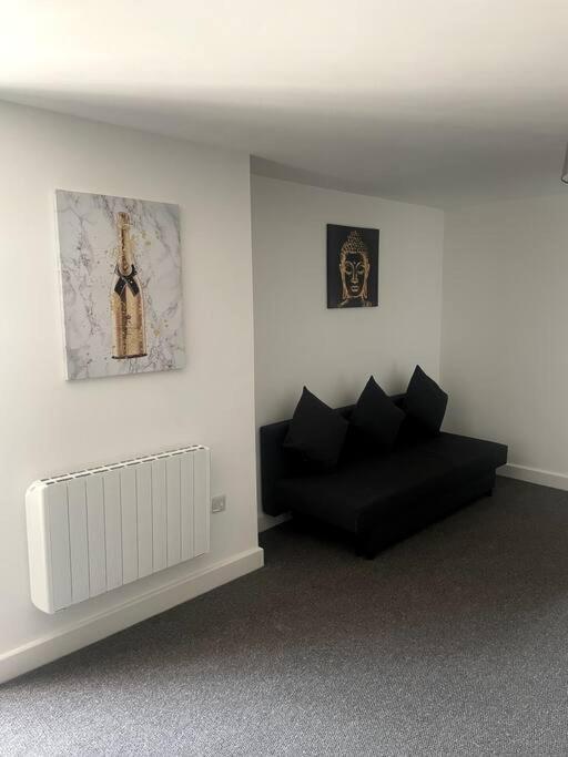 #6Bs 1 Bed Serviced Apartment Дерби Экстерьер фото